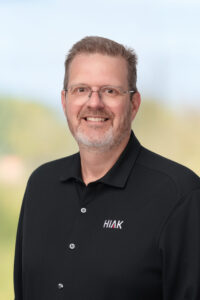 Kontakta oss - Anders Efraimsson ute e1772005898933